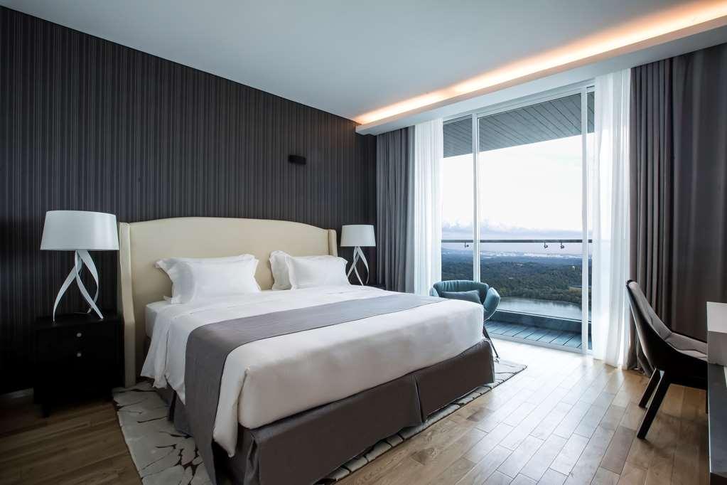 Pinetree Marina Resort Nusajaya  Room photo